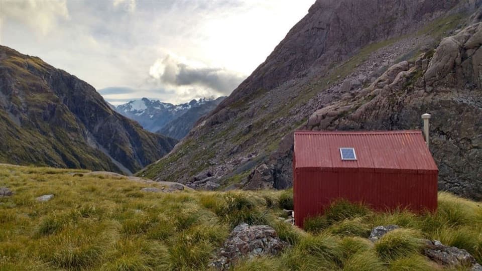 Waimakariri Falls Hut in Arthur's Pass National Park