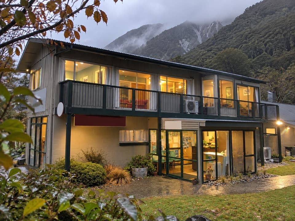 Mountain House Backpackers in Arthur's Pass National Park