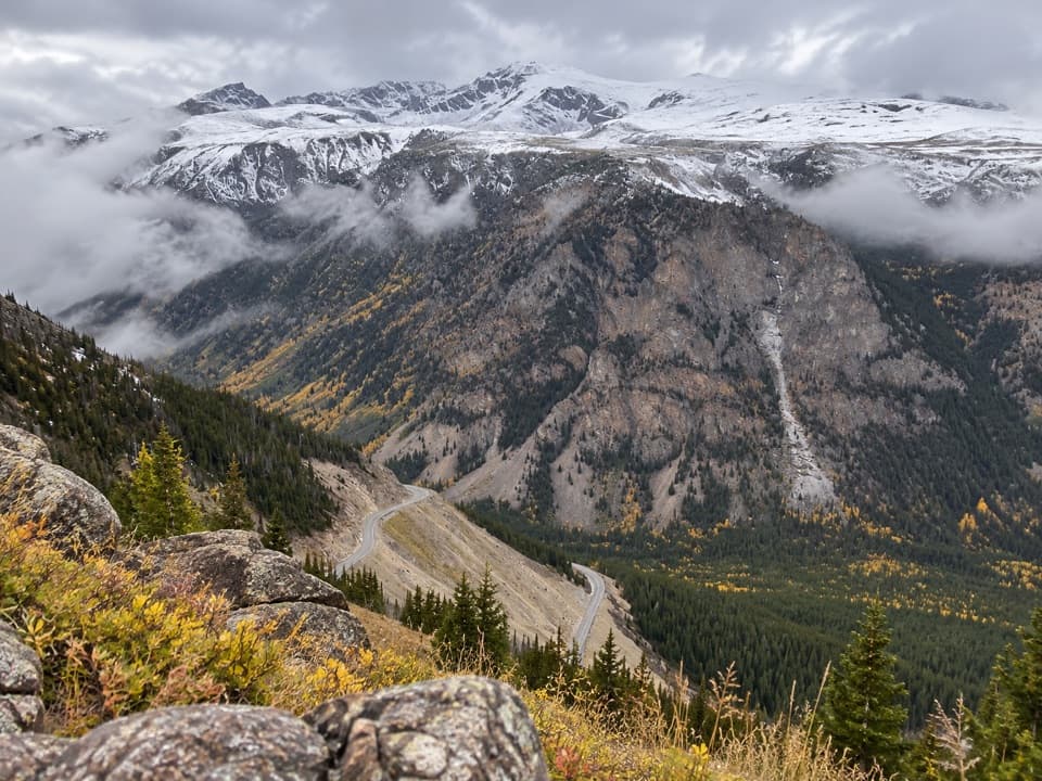 Quad Creek Scenic Overlook in Beartooth Highway