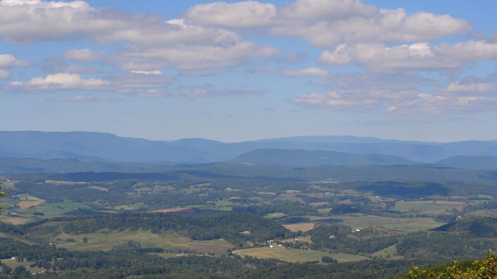 Harveys Knob Overlook in Blue Ridge Parkway