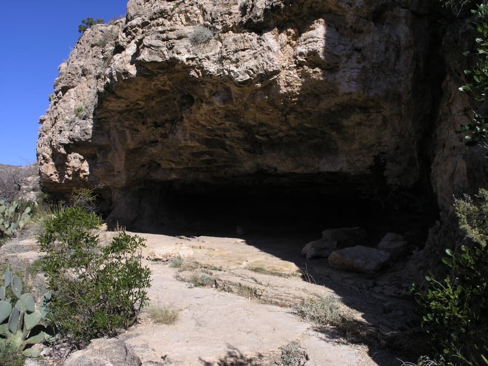 Walnut Canyon Rock Shelter in Carlsbad Caverns National Park