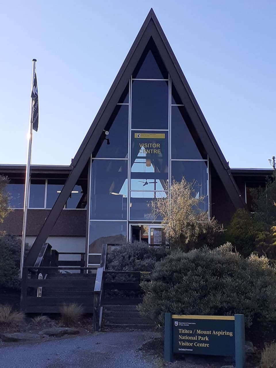 Tititea/Mount Aspiring National Park Visitor Centre in Mount Aspiring National Park