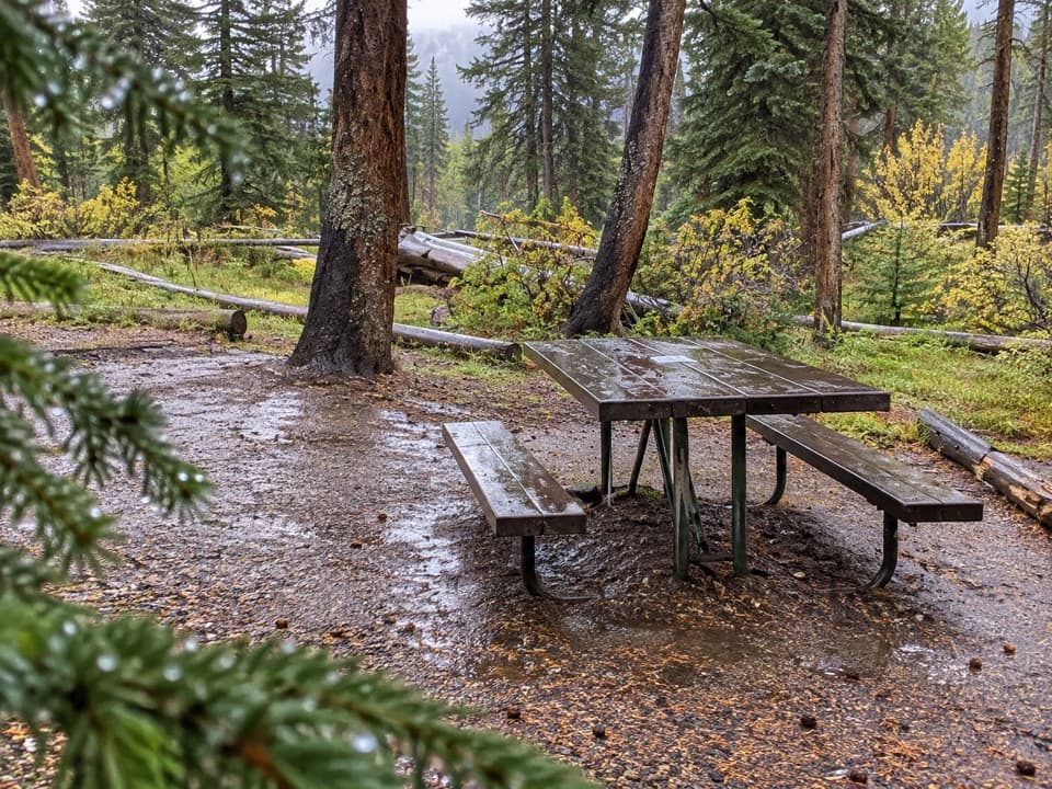 Cascade Lake Picnic Area in Yellowstone National Park