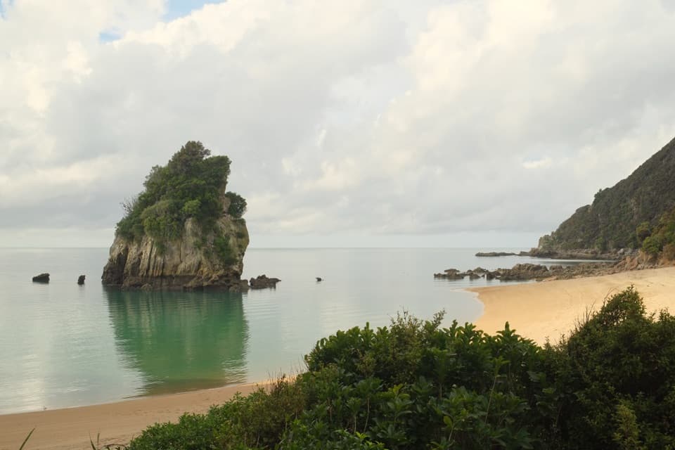 Taupō Point Track in Abel Tasman National Park