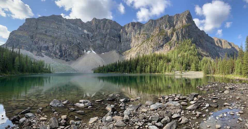 Arnica Lake and Twin Lakes via Vista Lake in Banff National Park