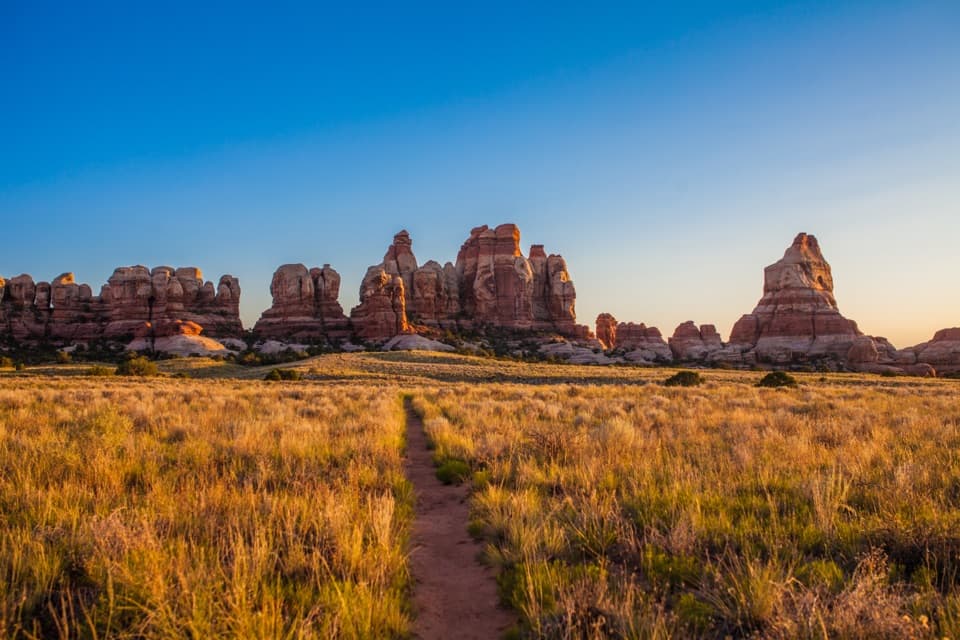 Chesler Park Loop and Joint Trail in Canyonlands National Park