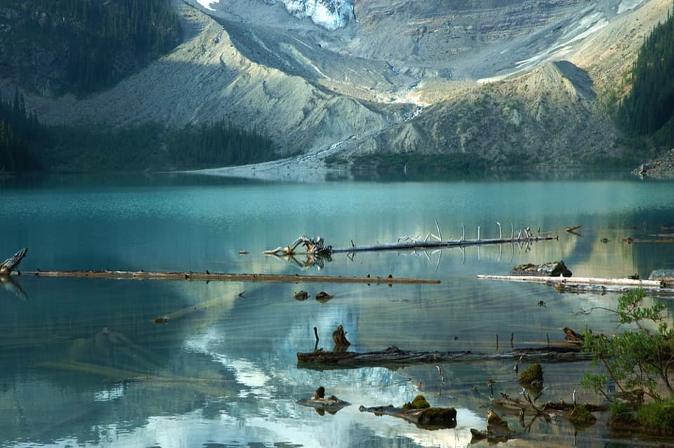Cirque Lake Trail in Banff National Park