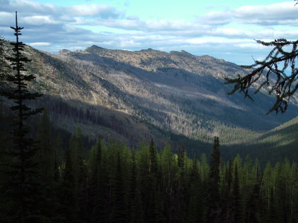 War Creek Trail to Juanita Lake in North Cascades National Park