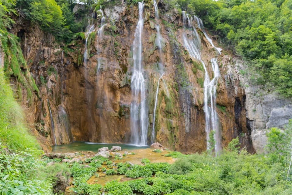 Program B: Lower Lakes Loop in Plitvice Lakes National Park