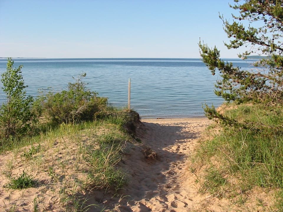 Sleeping Bear Point Spur Trail in Sleeping Bear Dunes National Lakeshore