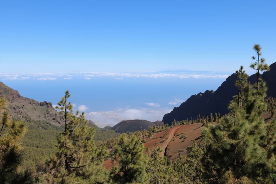 PNT 17 Igueque Trail in Teide National Park
