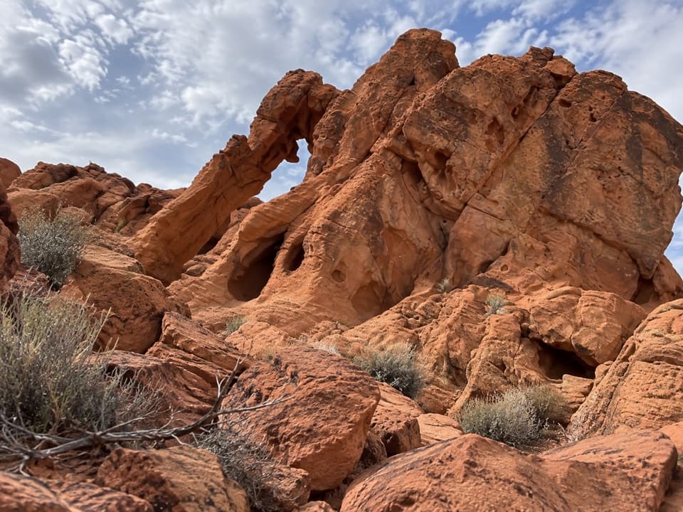 Arrowhead Arch Trail in Valley of Fire State Park