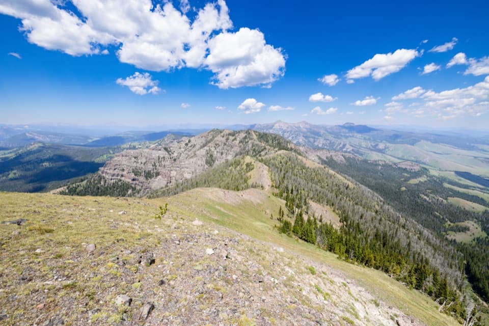 Sky Rim Loop Trail in Yellowstone National Park