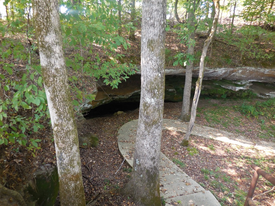 Cave Spring in Natchez Trace Parkway