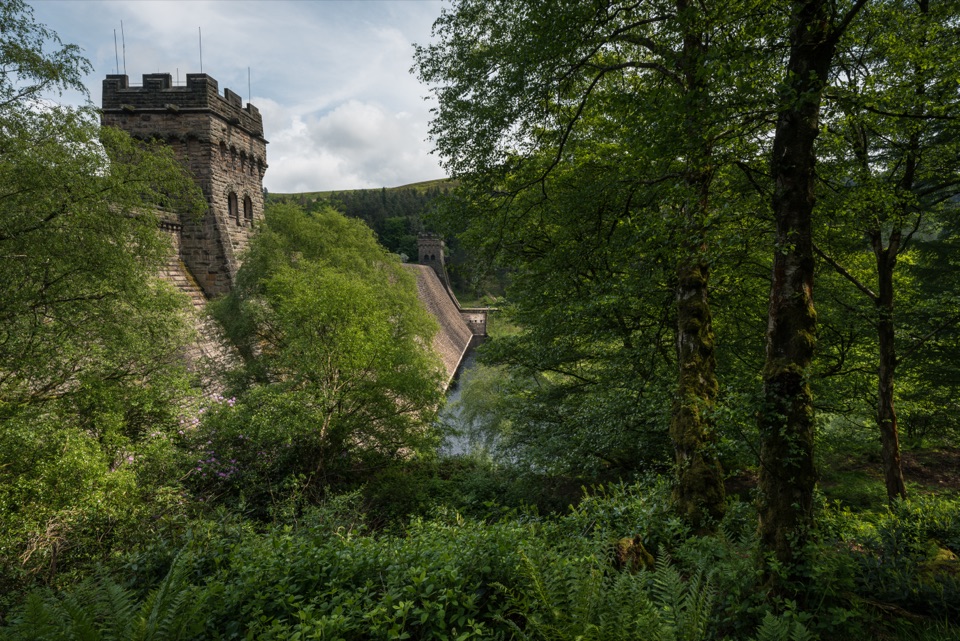 Derwent Dam in Peak District National Park