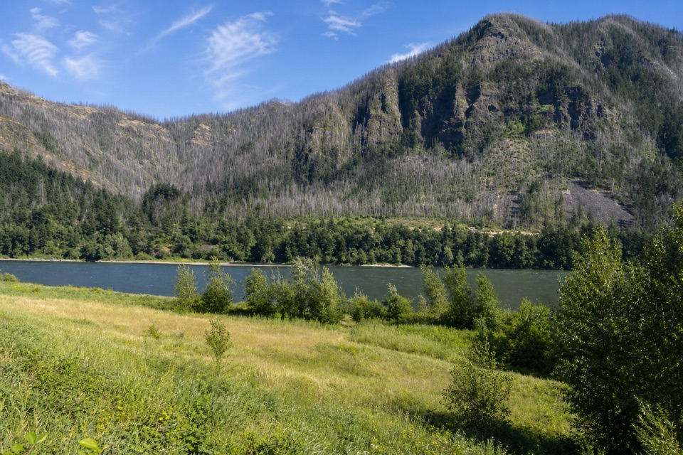 Strawberry Island Loop in Columbia River Gorge National Scenic Area