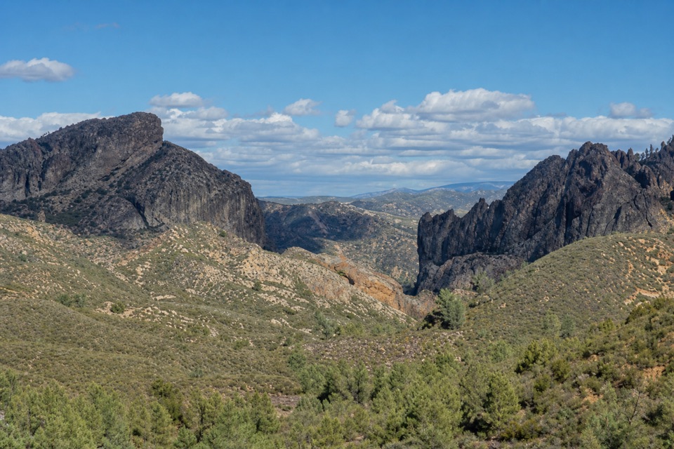 Jawbone Trail in Pinnacles National Park